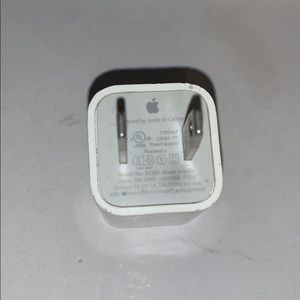 Apple charging block
